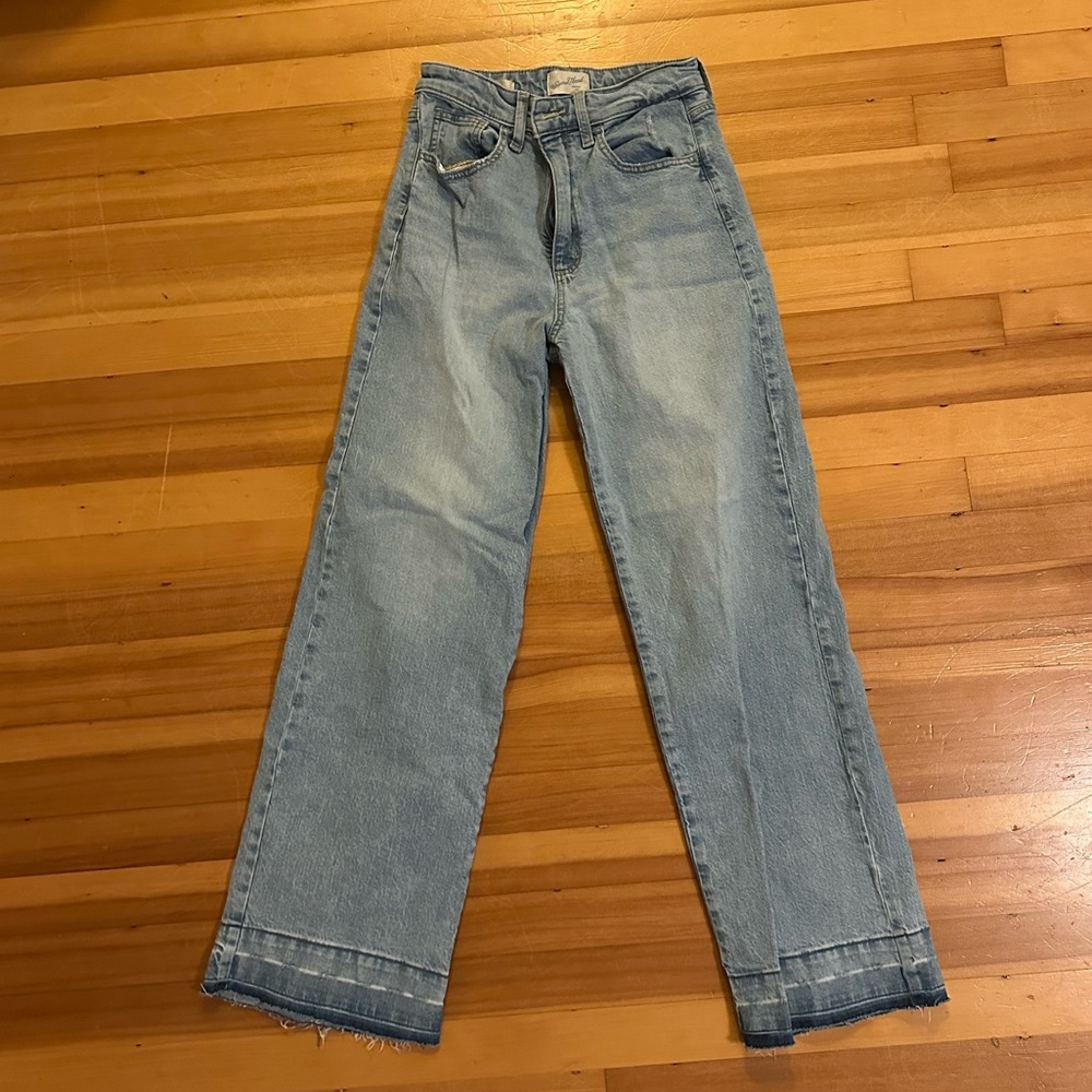 Target Universal Thread Light Blue Wide Leg Jeans - Picture 3 of 6